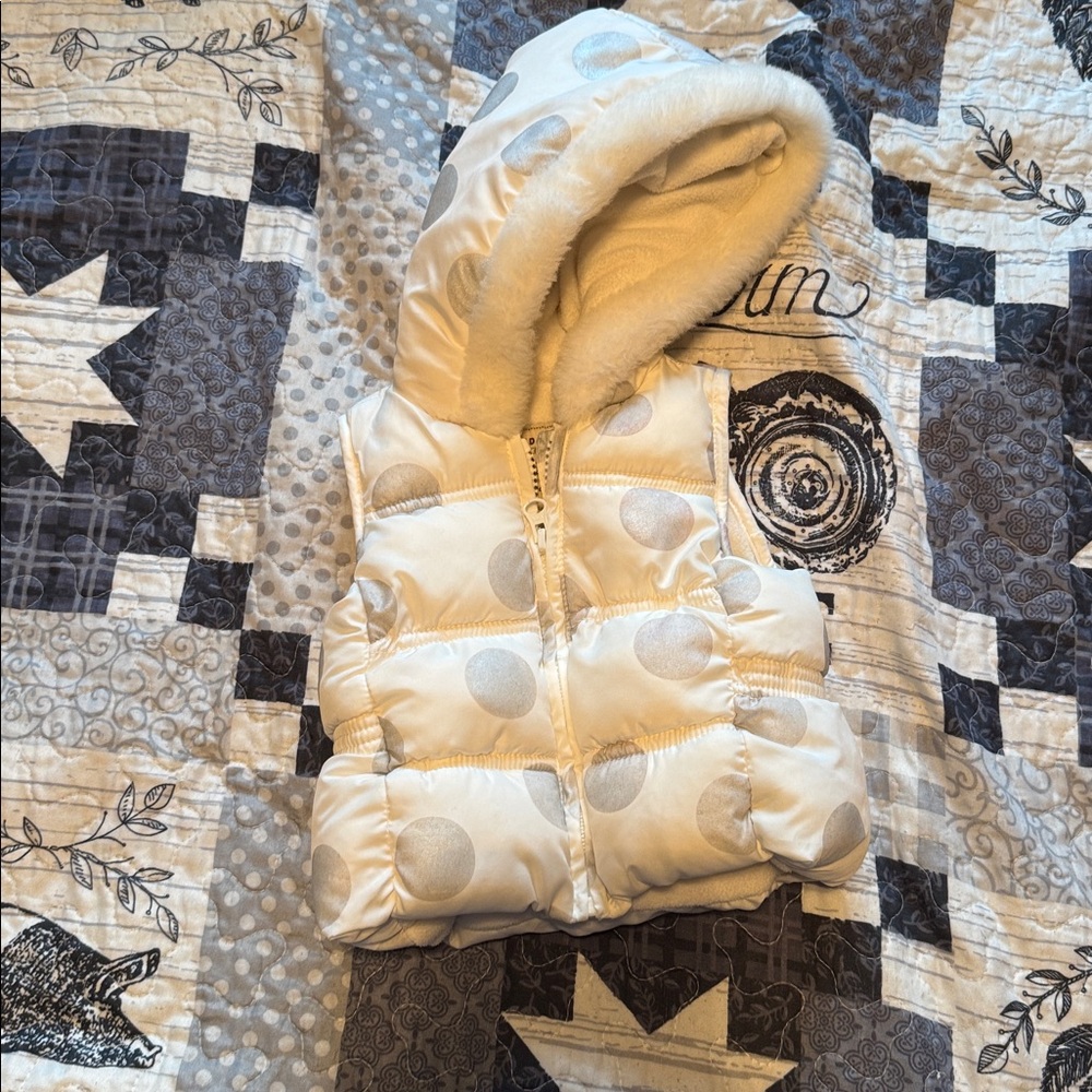 Sale...Old Navy infant Girls vest